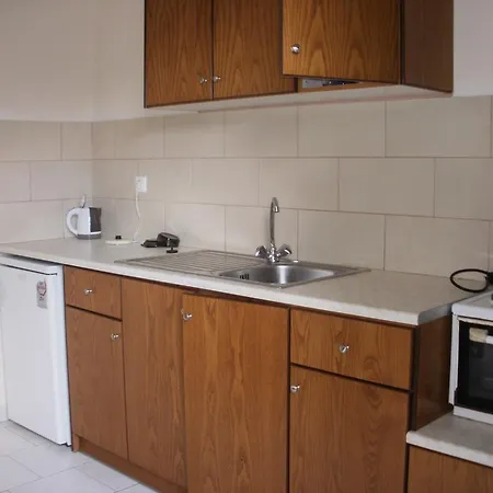 Adonis Apartment